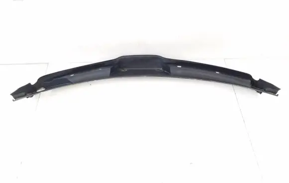Mercedes-Benz ML W166 Wiper trim A1668300028