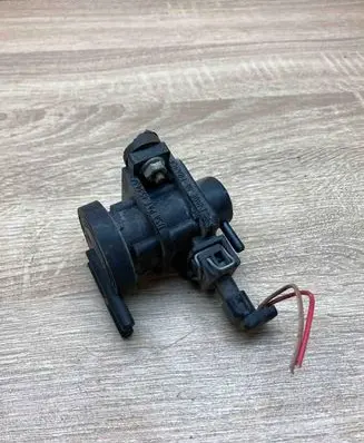Opel Zafira A Turbo solenoid valve 09158200 4534375 WithPlug