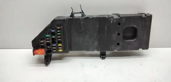 Opel Signum Fuse module 13120954