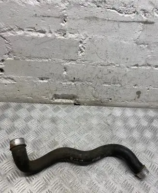 Mercedes-Benz E W212 Engine coolant pipe/hose A2045013182