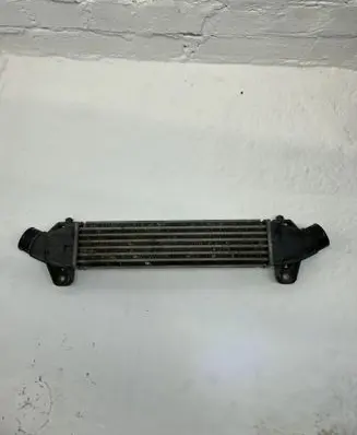 Ford Mondeo Mk III Intercooler radiator 817238 868963A