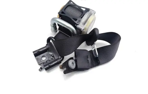Opel Insignia B Rear seatbelt 39133022