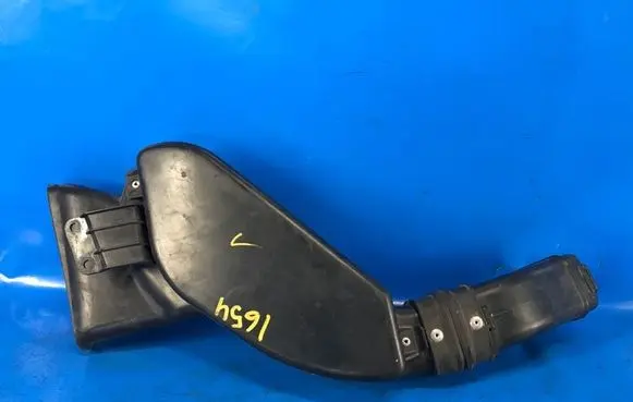 Mitsubishi Outlander Air intake duct part 1505A090