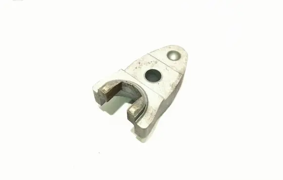 Audi A7 S7 4G Fuel Injector clamp holder 059216J