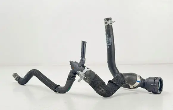 Cupra Formentor Engine coolant pipe/hose 5WA122101