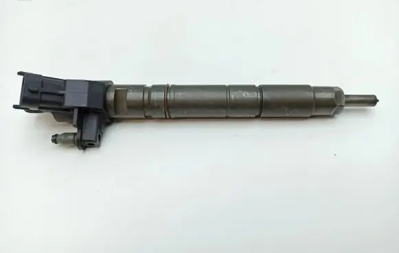 Land Rover Range Rover Sport L494 Fuel injector 9X2Q9K546DC 0445116065