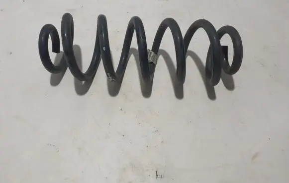 Volvo C40 Rear coil spring 32333469