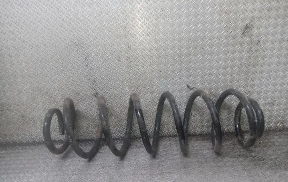 Volkswagen Golf IV Rear coil spring