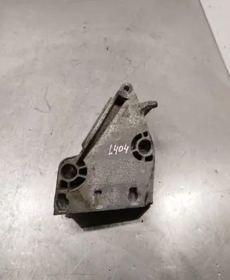 Volkswagen Polo V 6R Engine mounting bracket 03l199207a