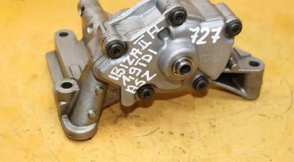 Seat Ibiza III (6L) Oil pump 