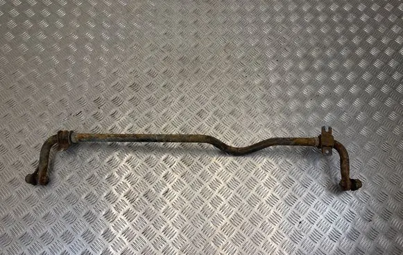 Nissan Elgrand Front anti-roll bar/sway bar