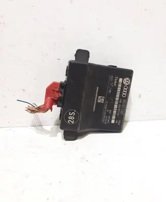 Volkswagen Caddy Gateway control module 1K0907530F 1K0907951