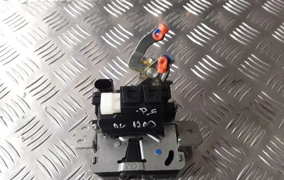 Mitsubishi Colt Tailgate/trunk/boot lock/catch/latch