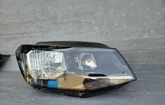 Volkswagen Caddy Headlight/headlamp 2K1941016B 1ED01228602