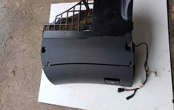 Audi A6 S6 C5 4B Glove box 4B1857035E