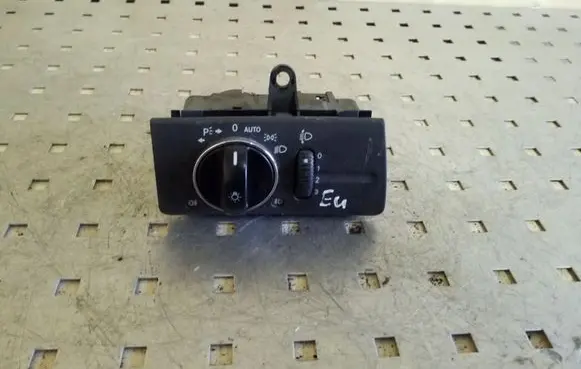 Mercedes-Benz E W211 Light switch 2115450304