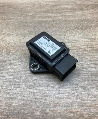 BMW 5 E60 E61 ESP acceleration yaw rate sensor 6758750 0265005266 2472