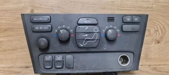 Volvo XC70 Climate control unit 9452368