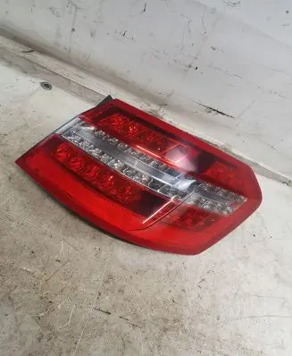 Mercedes-Benz E W212 Rear/tail lights A2129066901