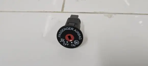 Ford Ecosport Passenger airbag on/off switch AV1T14B268AB 387141
