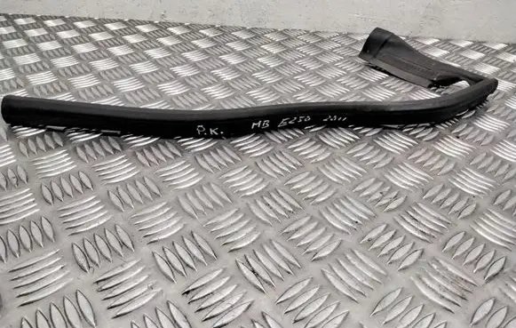 Mercedes-Benz E W212 Engine compartment rubber A2126280598