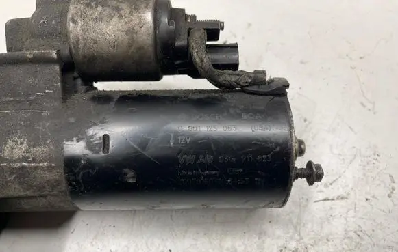 Audi A4 S4 B7 8E 8H Starter motor 0001125053