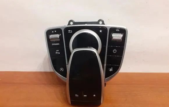 Mercedes-Benz C W205 Head unit multimedia control A2059054006 10850
