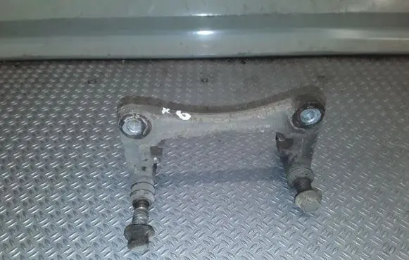 Mitsubishi Outlander Brake caliper pad carrier rear 