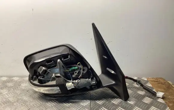 Toyota Land Cruiser (J150) Front door electric wing mirror 022714