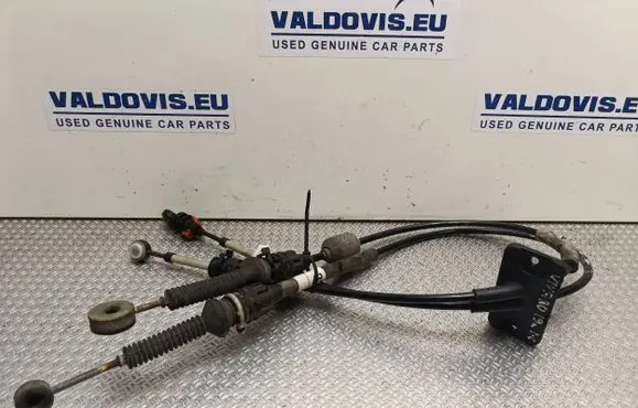 Gear shift cable linkage
