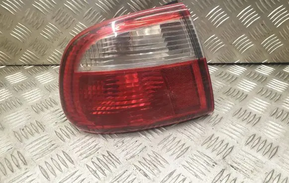 Seat Toledo II (1M) Rear/tail lights 1M5945257