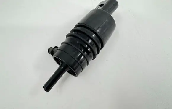 BMW 1 F20 F21 Windscreen/windshield washer pump 7310147