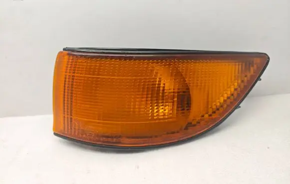 Mitsubishi Lancer Front indicator light 0455702L