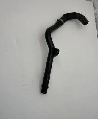 Peugeot Boxer Engine coolant pipe/hose 1366739080 T682 H16300