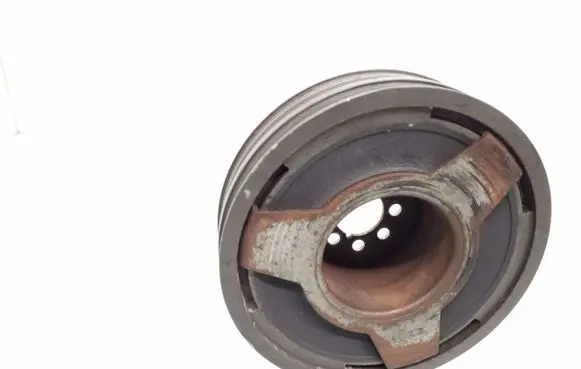 Volkswagen PASSAT B5 Crankshaft pulley 059105251M