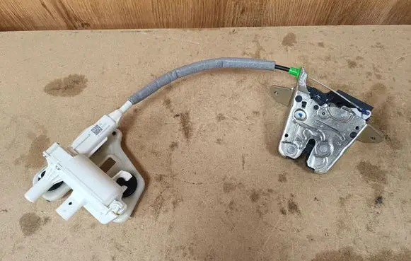 Mercedes-Benz GLC C253 Tailgate/trunk/boot lock/catch/latch A0997400600 A0999068600