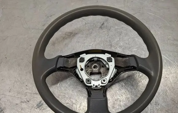 Mitsubishi Space Wagon Steering wheel C30108