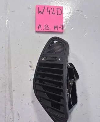 Alfa Romeo 156 Dash center air vent grill 224796