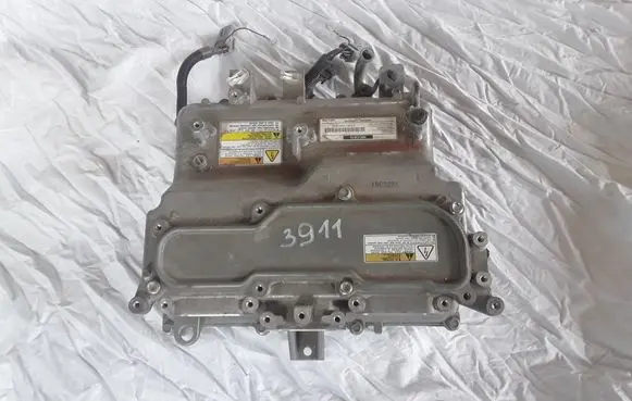 Mitsubishi Outlander Voltage converter inverter 9410A163