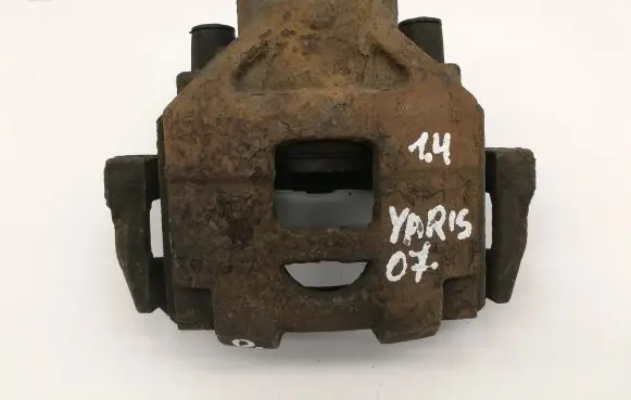 Toyota Yaris Front brake caliper