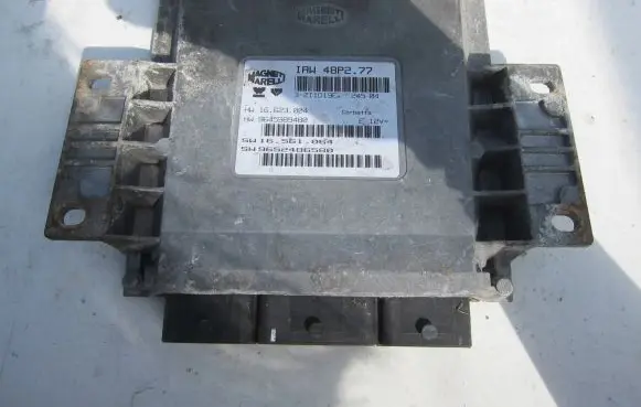 Peugeot 206 Engine control unit/module 9642606280
