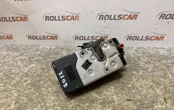 Opel Vivaro Sliding door lock 91166226 8200008465