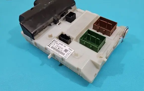 Volvo V60 Central body control module BG9T-14C256-GA IMPRK1472993