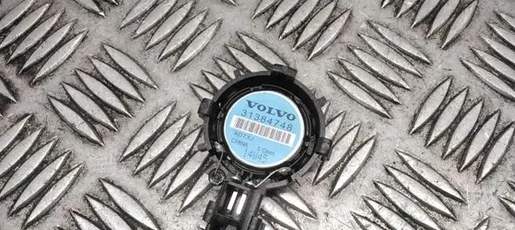 Volvo V70 High frequency speaker in the rear doors 31384748
