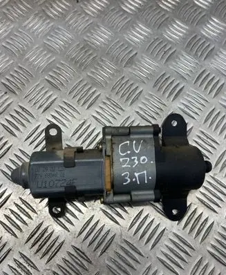 Chrysler Voyager Sliding door motor U10724F 7746804601