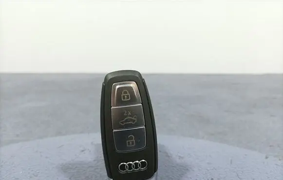 Audi A8 S8 D2 4D Ignition lock 4N0959754AB
