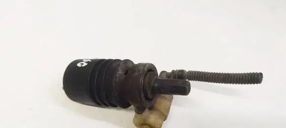 Opel Zafira B Windscreen/windshield washer pump