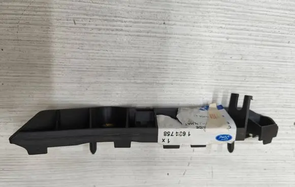 Ford Galaxy Front bumper mounting bracket 6M2117D958 1694758