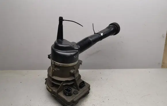 Citroen C4 I Picasso Power steering pump 9685051580