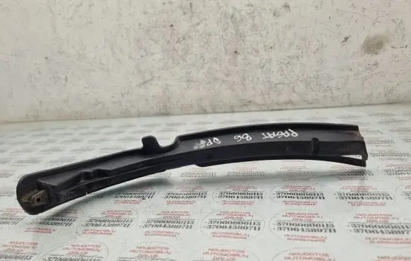 Volkswagen PASSAT B6 Front bumper mounting bracket 3C0807178